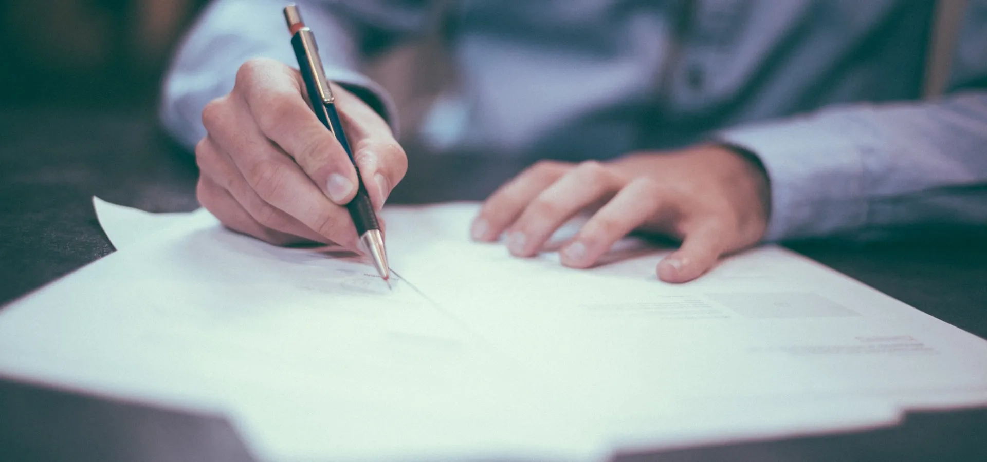 Contract Clause Extraction Model